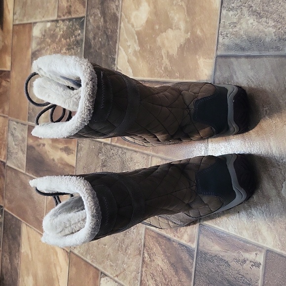 Patagonia boots - Picture 2 of 7